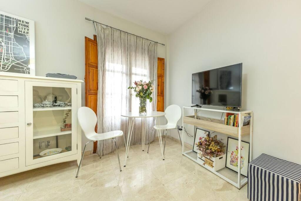 Pajaritos Center Suite By Valcambre セビリア エクステリア 写真